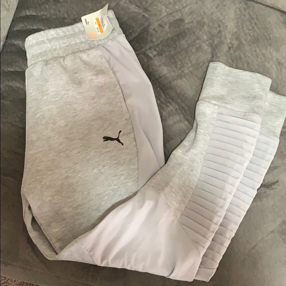 PUMA EVOSTRIPE PANTS
